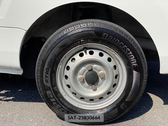 Daihatsu HIJET TRUCK 2015-06 1138834-8