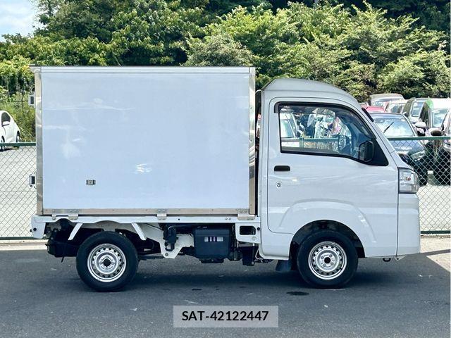 Daihatsu HIJET TRUCK 2021-01 1206770-9