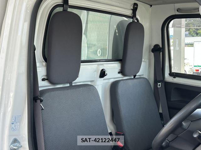 Daihatsu HIJET TRUCK 2021-01 1206770-20