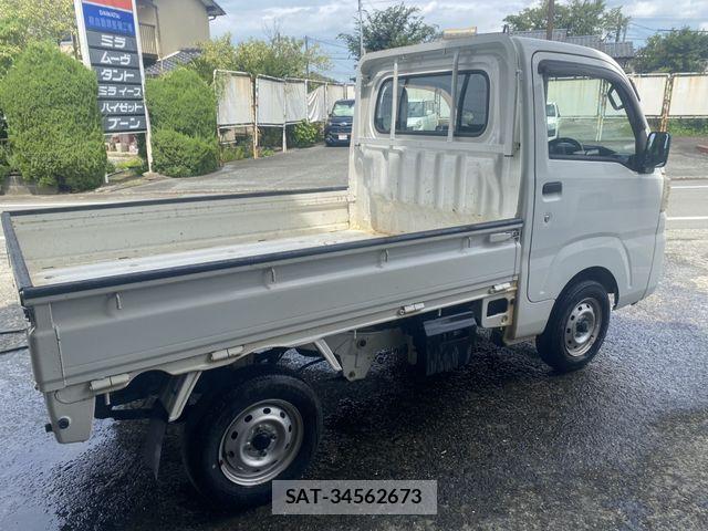 Daihatsu HIJET TRUCK 2017-05 1217430-9