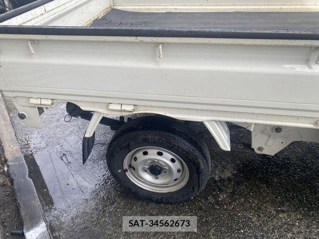 Daihatsu HIJET TRUCK 2017-05 1217430-19