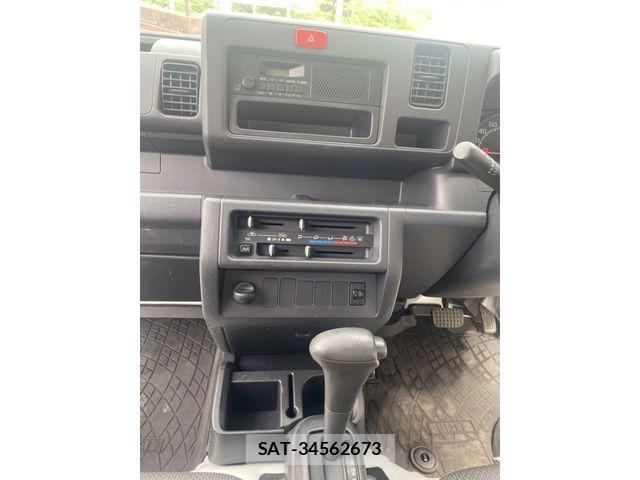 Daihatsu HIJET TRUCK 2017-05 1217430-3