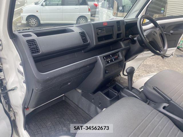 Daihatsu HIJET TRUCK 2017-05 1217430-6