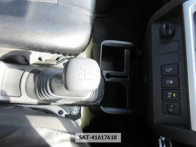 Daihatsu HIJET TRUCK 2021-04 1221763-10
