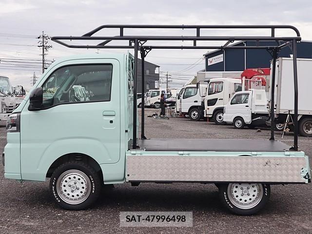 Daihatsu HIJET TRUCK 2022-05 1228285-12