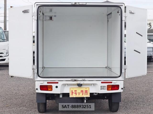 Daihatsu HIJET TRUCK 2019-04 1228283-11