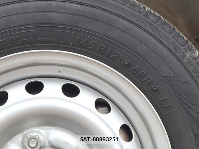 Daihatsu HIJET TRUCK 2019-04 1228283-21