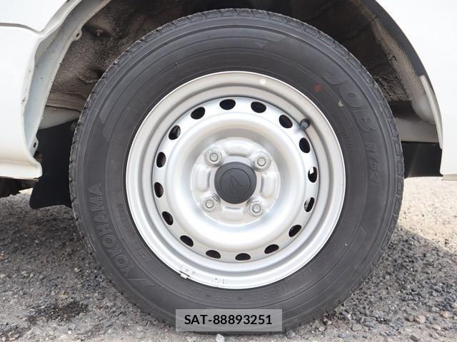 Daihatsu HIJET TRUCK 2019-04 1228283-22