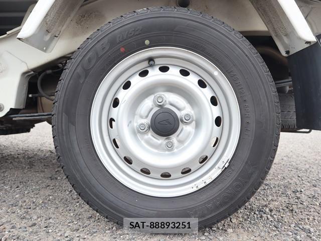 Daihatsu HIJET TRUCK 2019-04 1228283-26