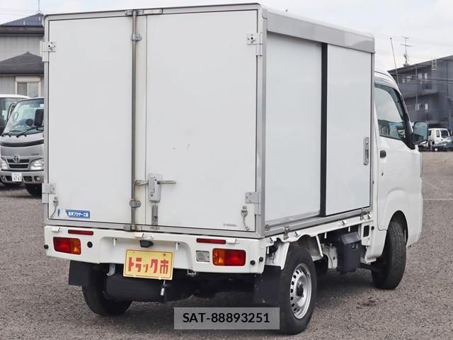 Daihatsu HIJET TRUCK 2019-04 1228283-4