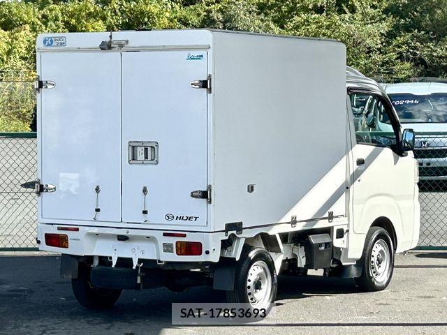 Daihatsu HIJET TRUCK 2016-06 1361944-2