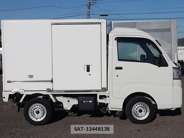 Daihatsu HIJET TRUCK 2021-11 1743606-7