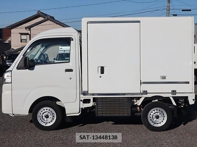 Daihatsu HIJET TRUCK 2021-11 1743606-8