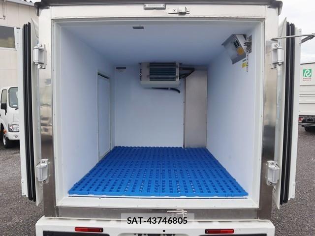 Daihatsu HIJET TRUCK 2023-05 1743597-11