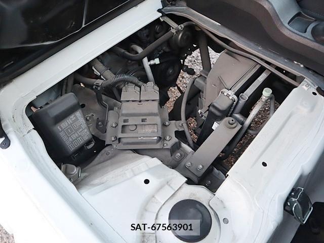 Daihatsu HIJET TRUCK 2015-02 1743613-14