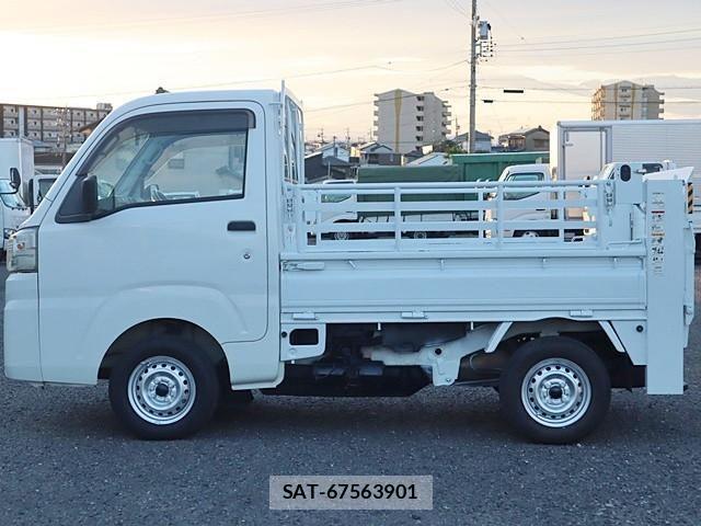 Daihatsu HIJET TRUCK 2015-02 1743613-8