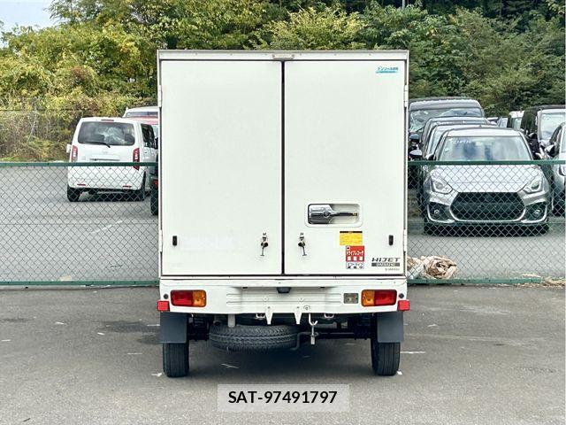 Daihatsu HIJET TRUCK 2014-07 2009574-10
