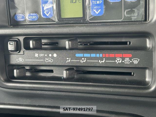 Daihatsu HIJET TRUCK 2014-07 2009574-24