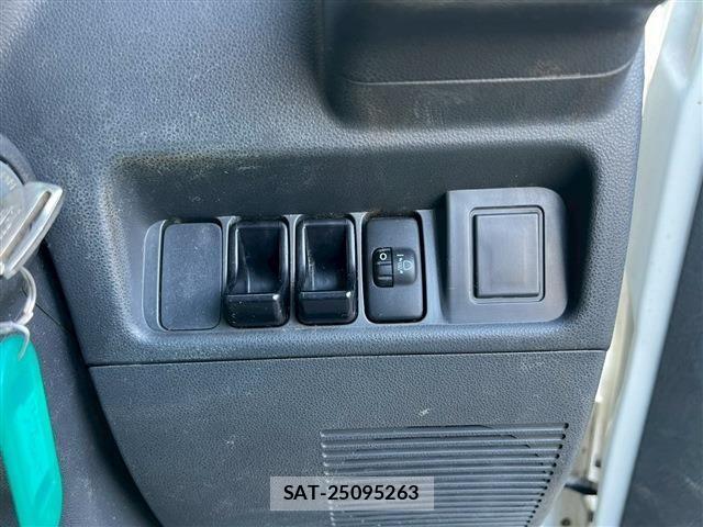 Daihatsu HIJET TRUCK 2012-05 2099603-14