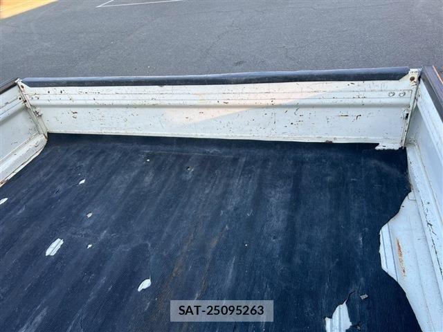 Daihatsu HIJET TRUCK 2012-05 2099603-24