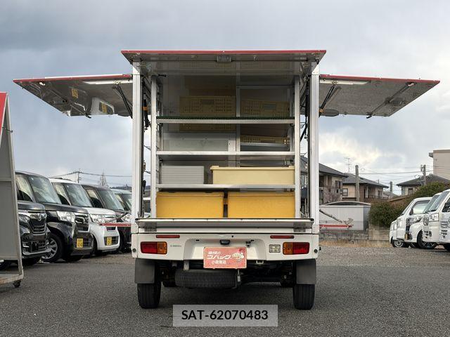 Daihatsu HIJET TRUCK 2018-08 2666477-14