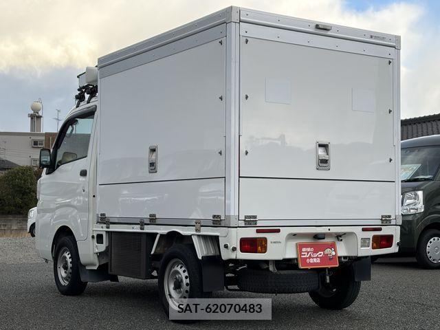 Daihatsu HIJET TRUCK 2018-08 2666477-15