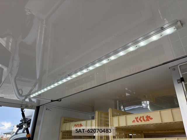 Daihatsu HIJET TRUCK 2018-08 2666477-17
