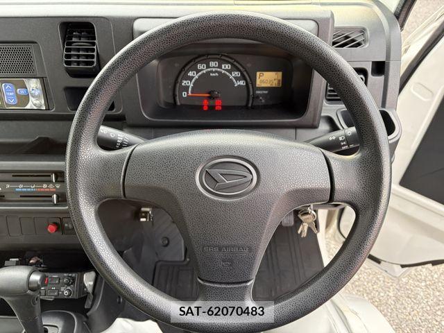 Daihatsu HIJET TRUCK 2018-08 2666477-18