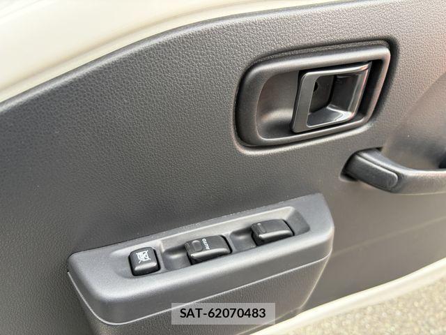 Daihatsu HIJET TRUCK 2018-08 2666477-25
