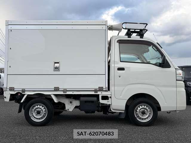 Daihatsu HIJET TRUCK 2018-08 2666477-6