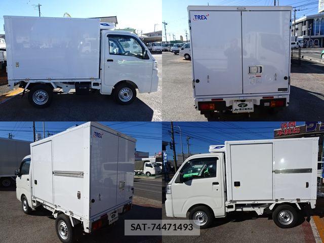 Daihatsu HIJET TRUCK 2025-11 3375095-2