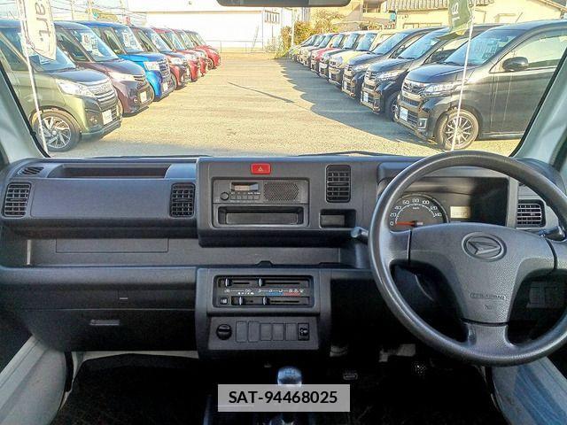 Daihatsu HIJET TRUCK 2015-09 3671724-9