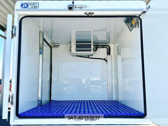 Daihatsu HIJET TRUCK 2016-06 3832938-13
