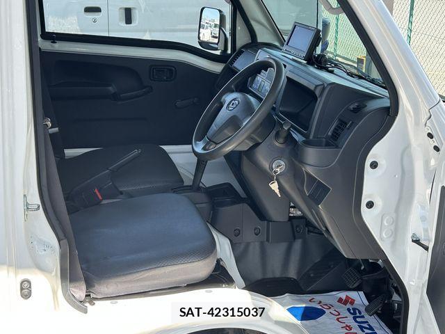 Daihatsu HIJET TRUCK 2016-06 3832938-1