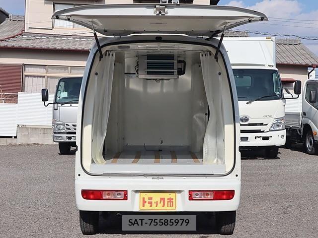Daihatsu HIJET TRUCK 2016-09 4109830-14