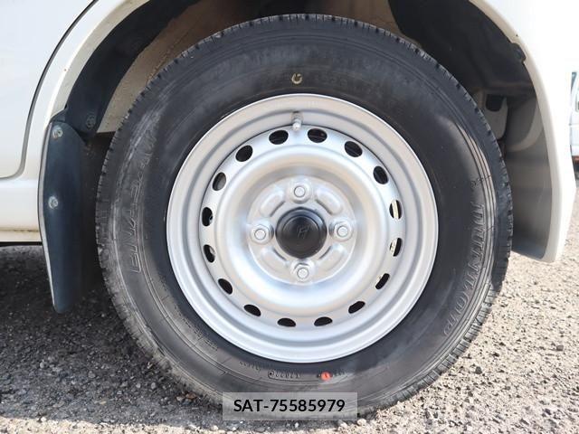 Daihatsu HIJET TRUCK 2016-09 4109830-21
