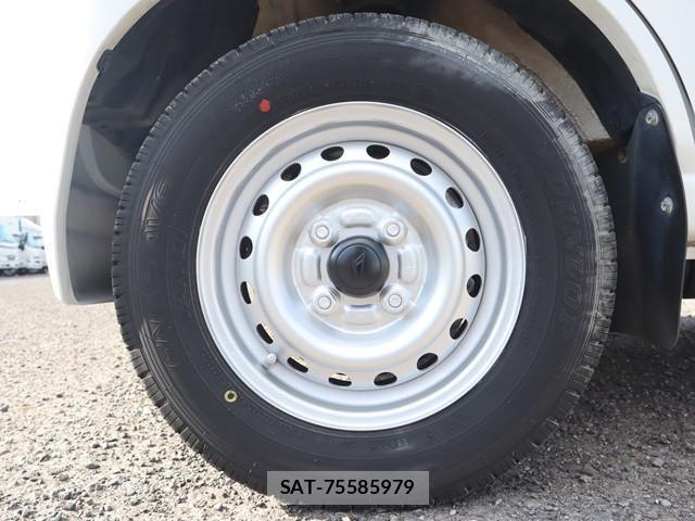 Daihatsu HIJET TRUCK 2016-09 4109830-24