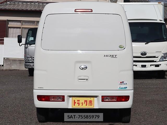Daihatsu HIJET TRUCK 2016-09 4109830-5