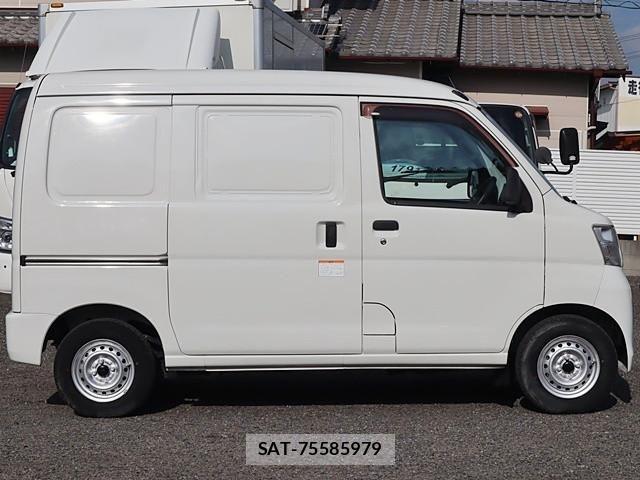 Daihatsu HIJET TRUCK 2016-09 4109830-7