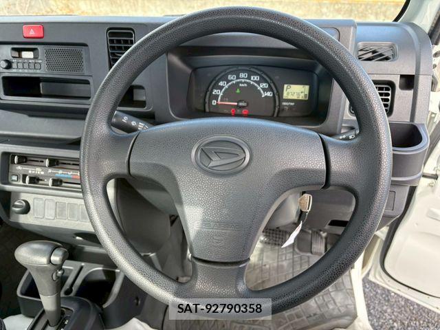 Daihatsu HIJET TRUCK 2015-02 4241197-14
