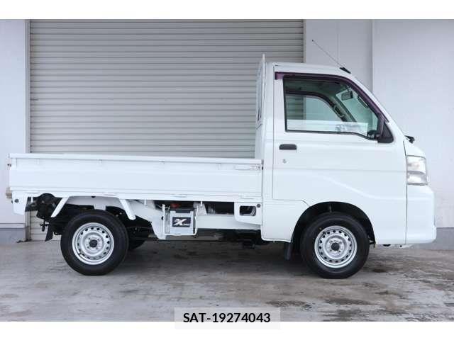 Daihatsu HIJET TRUCK 2011-06 4392651-5