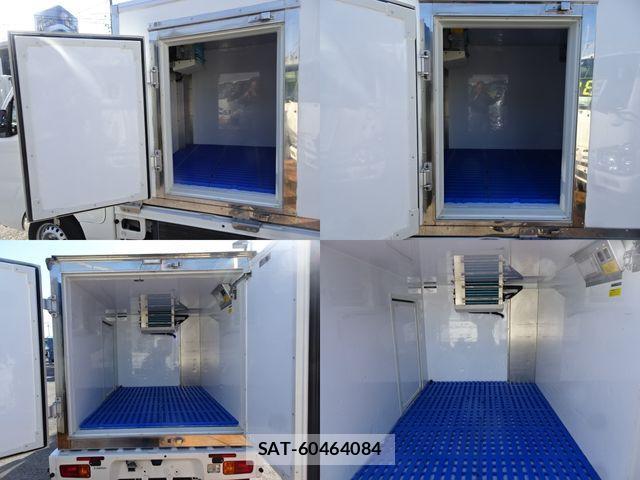 Daihatsu HIJET TRUCK 2020-12 4593552-3