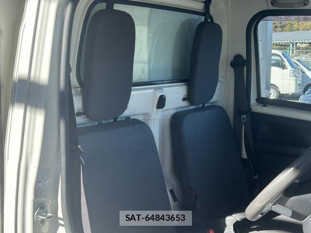 Daihatsu HIJET TRUCK 2016-01 4945412-20