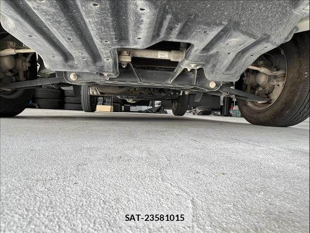 Daihatsu HIJET TRUCK 2019-11 4945422-24