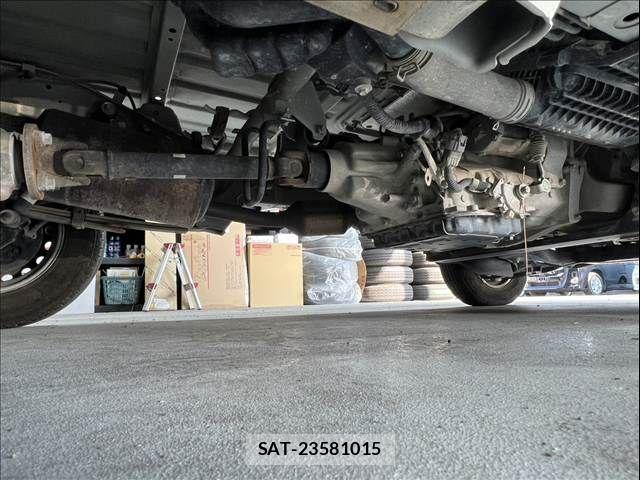 Daihatsu HIJET TRUCK 2019-11 4945422-26