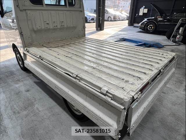 Daihatsu HIJET TRUCK 2019-11 4945422-28