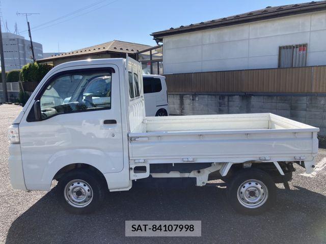 Daihatsu HIJET TRUCK 2015-11 6264369-5