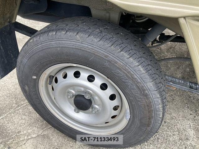 Daihatsu HIJET TRUCK 2017-03 6271810-12