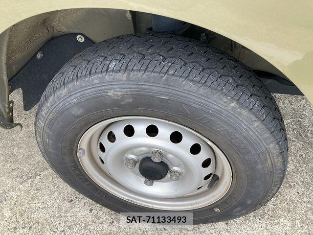 Daihatsu HIJET TRUCK 2017-03 6271810-13