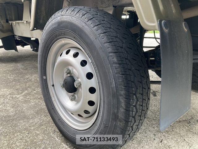 Daihatsu HIJET TRUCK 2017-03 6271810-15